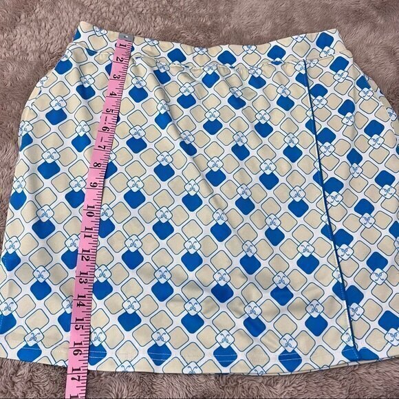 Birdy & Grace Women’s Golf Skorts w/pockets, Size M Beige Blue Flower Pattern‎ - Picture 6 of 8